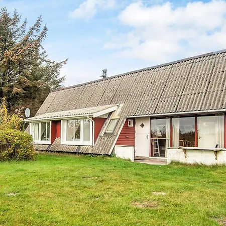 4 Person In Romo Lakolk